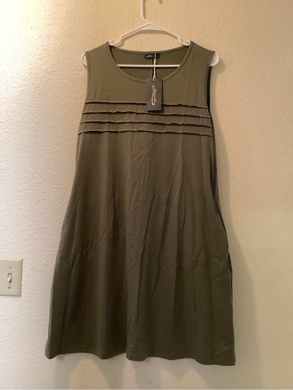 Sleeveless Olive Green A-Line Sundress with Pintuck Detail